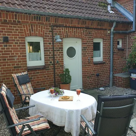Altes Zollhaus Appartement Fehmarn Buitenkant foto